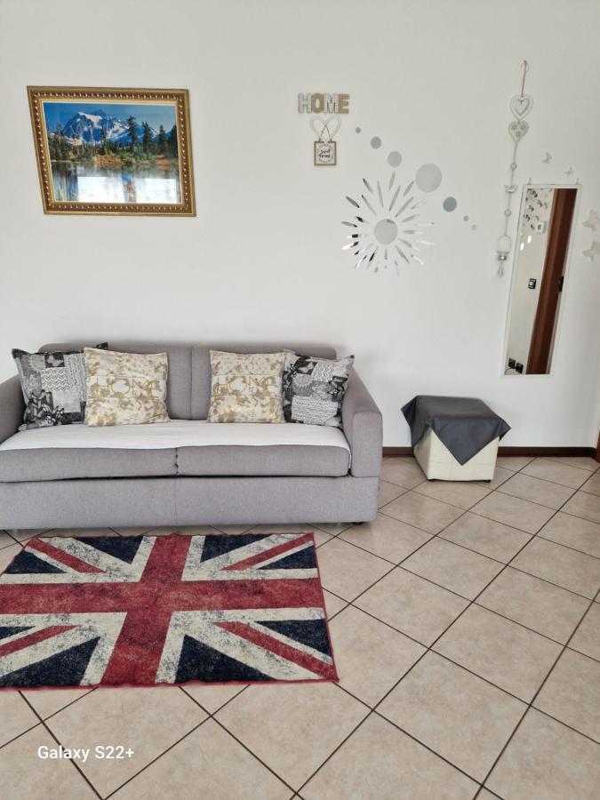 Appartamento Iris Cislago Esterno foto
